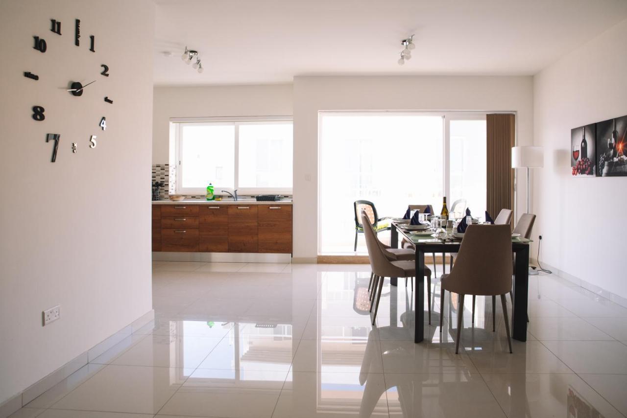 Modern 3 Bedroom With Ac Apartment Żabbar Eksteriør bilde