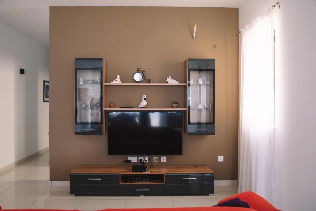 Modern 3 Bedroom With Ac Apartment Żabbar Eksteriør bilde
